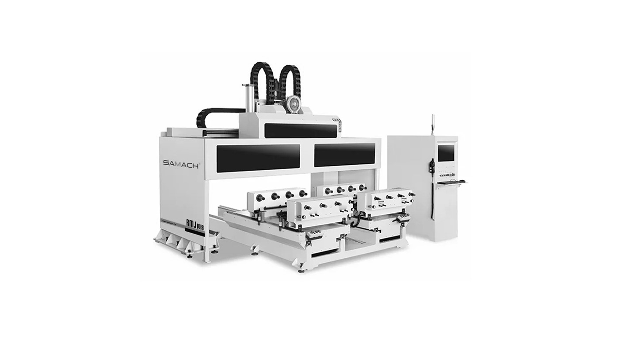 HongFask 4 Eksen Cnc Torna Makinesi